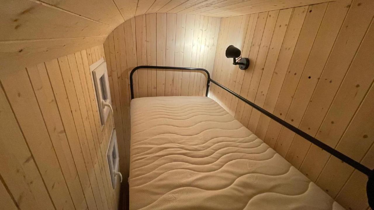 Glamping - Stylova Maringotka V Srdci Ladova Kraje, Pobliz Hlavniho Mesta Prahy Stribrna Skalice Exterior foto