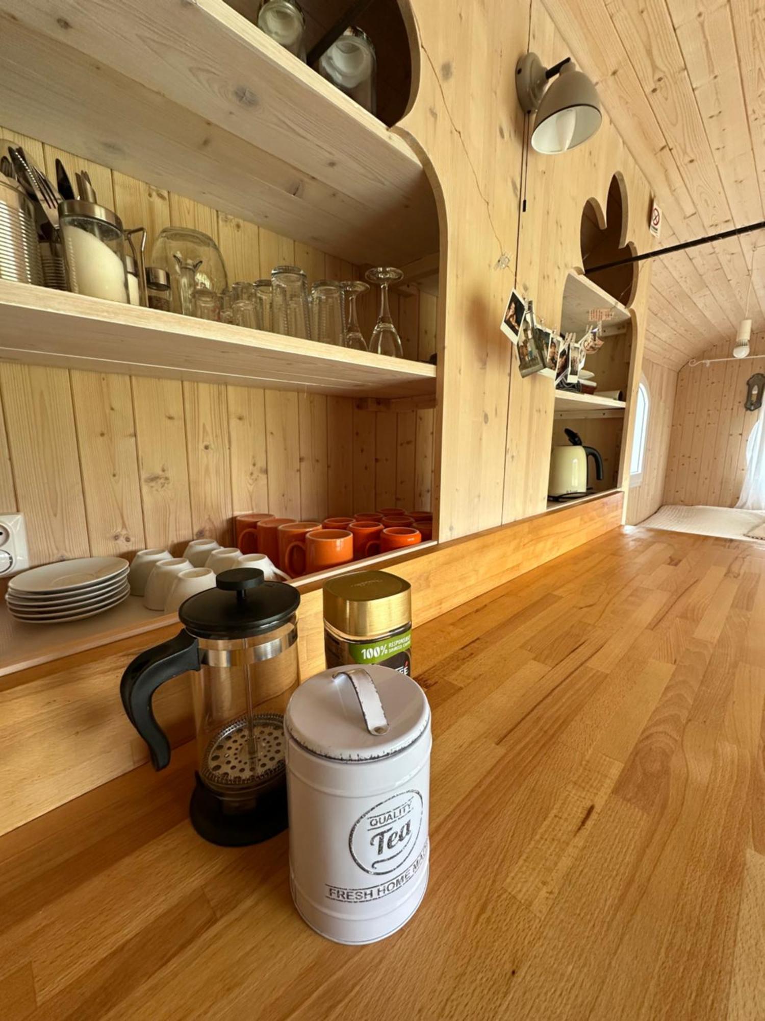 Glamping - Stylova Maringotka V Srdci Ladova Kraje, Pobliz Hlavniho Mesta Prahy Stribrna Skalice Exterior foto